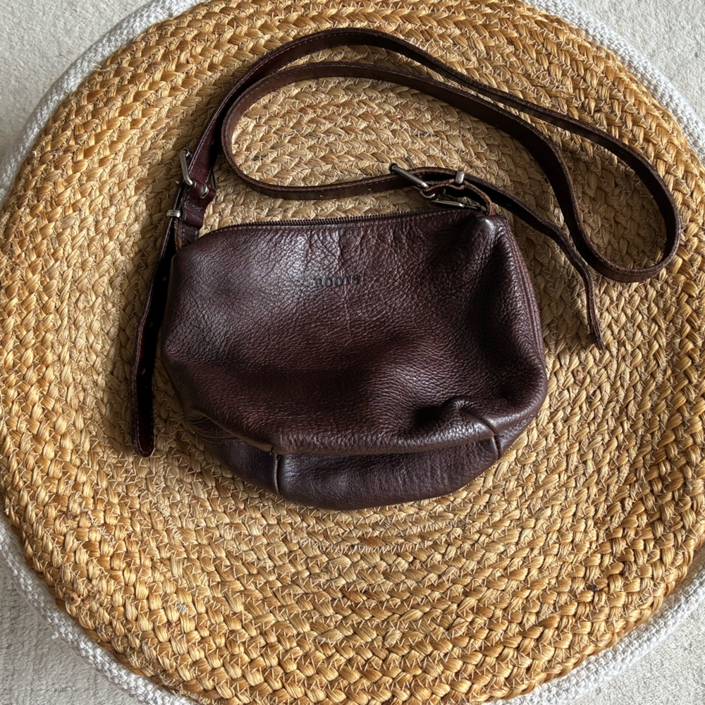 Roots—Made in Canada—Dark Brown Leather Crossbody Bag